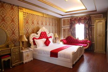 Phung Hoang Gold Palace Hotel