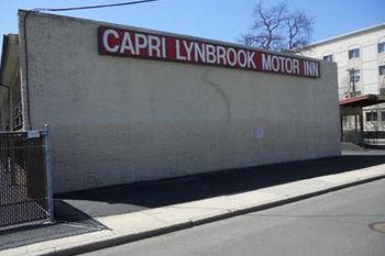 Capri Lynbrook Motor Inn
