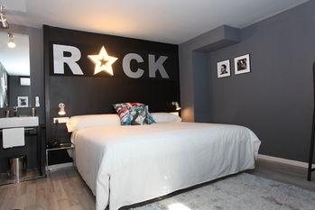 Rock Star Hotel